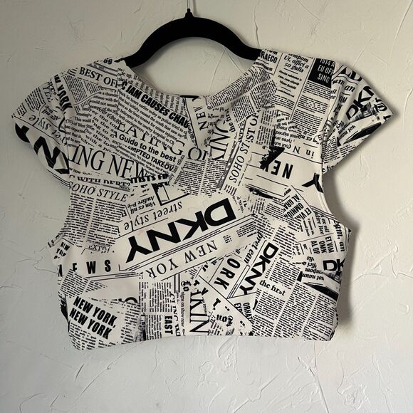 DKNY Newspaper Print Bikini Swim Top Size S NYC Graphic Editorial Street Style - Picture 7 of 8